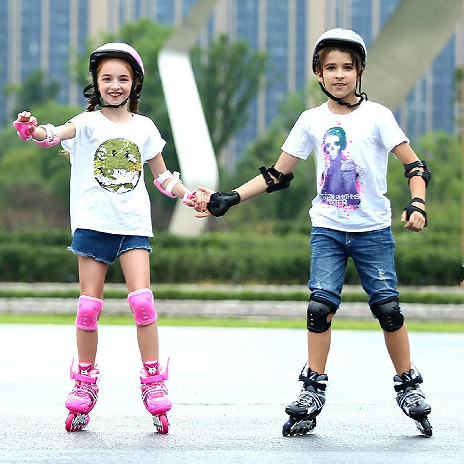 1 Pair Adjustable Roller Skates Children Flash Inline Skates Shoes Children Teens Beginner Advance