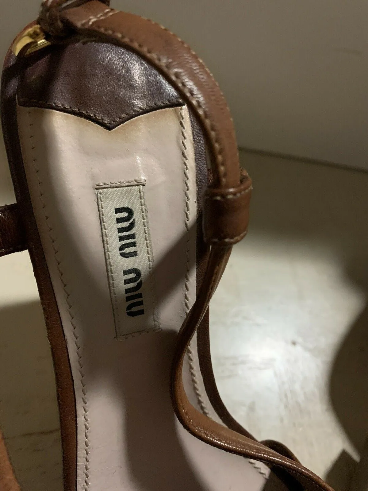 $1250 Miu Miu Women’s Leather Shoes Sandal Brown 8.5 US ( 38.5 Eu ) Italy