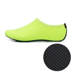 3mm Non-slip Rubber Embossing Texture Sole Solid Color Diving Shoes and Socks, One Pair, Size:XL (Fluorescent Green)