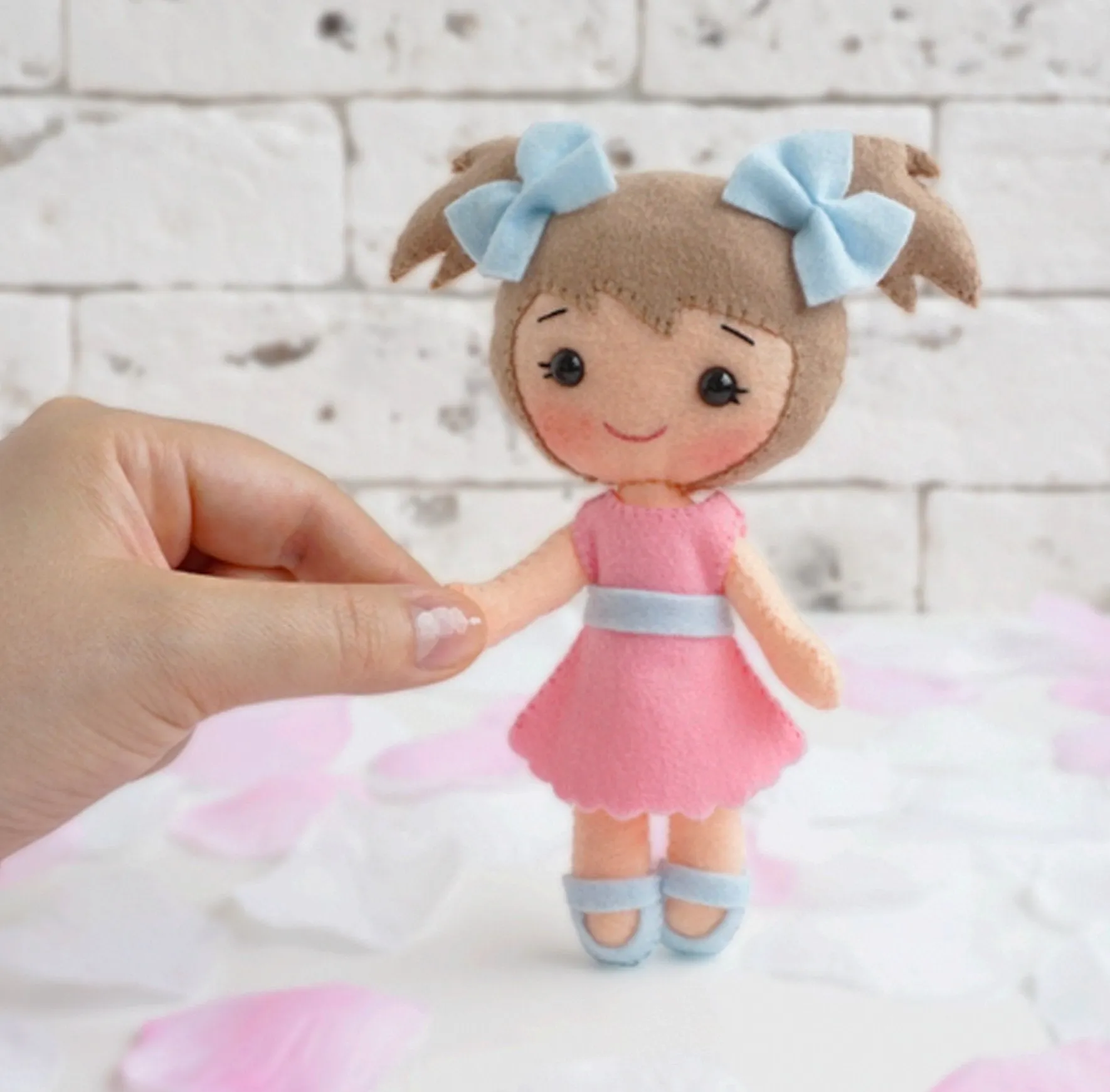 Cathy 7" Felt Doll Hand Sewing Pattern