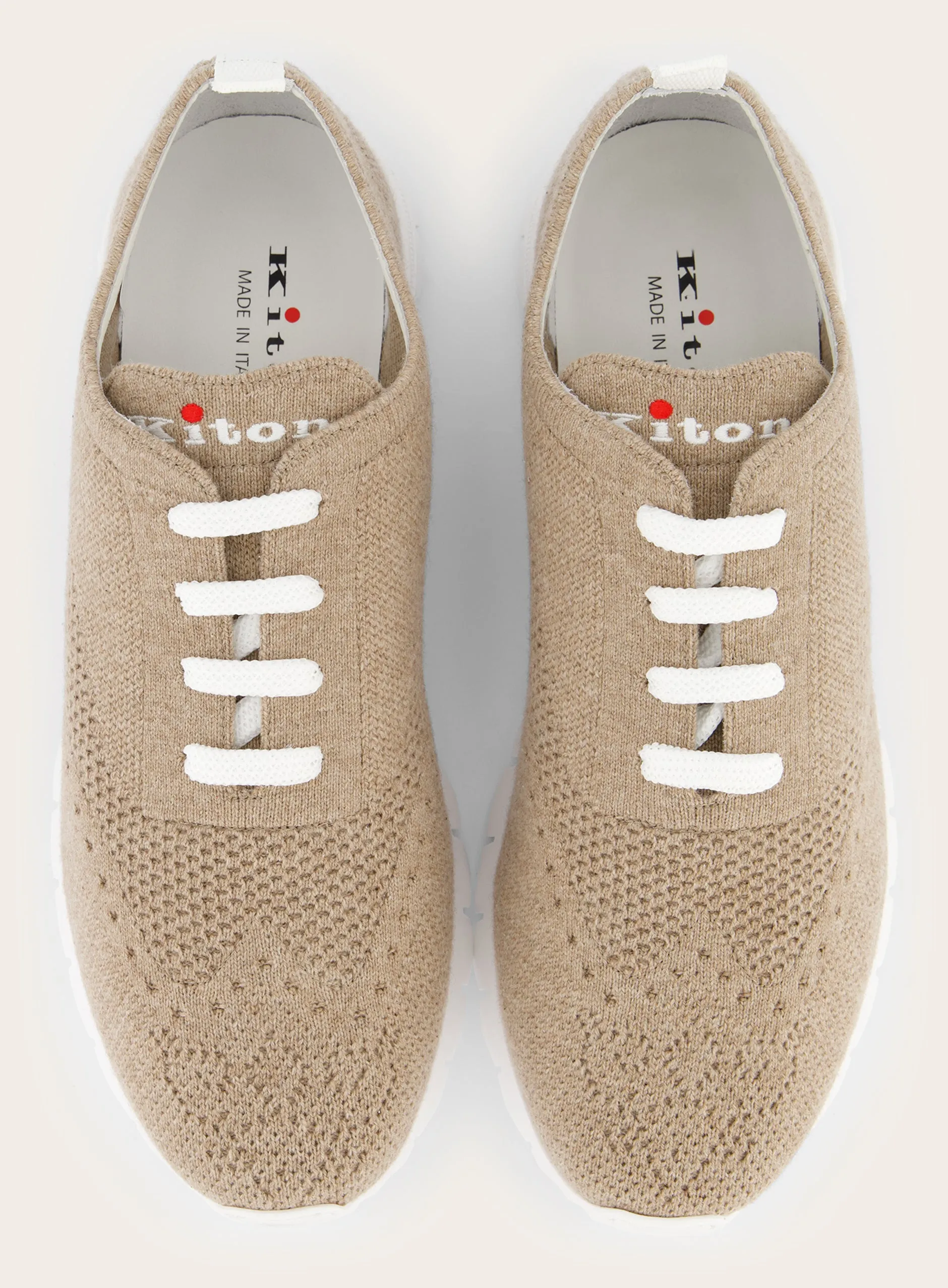 Knitted sneakers van cashmere