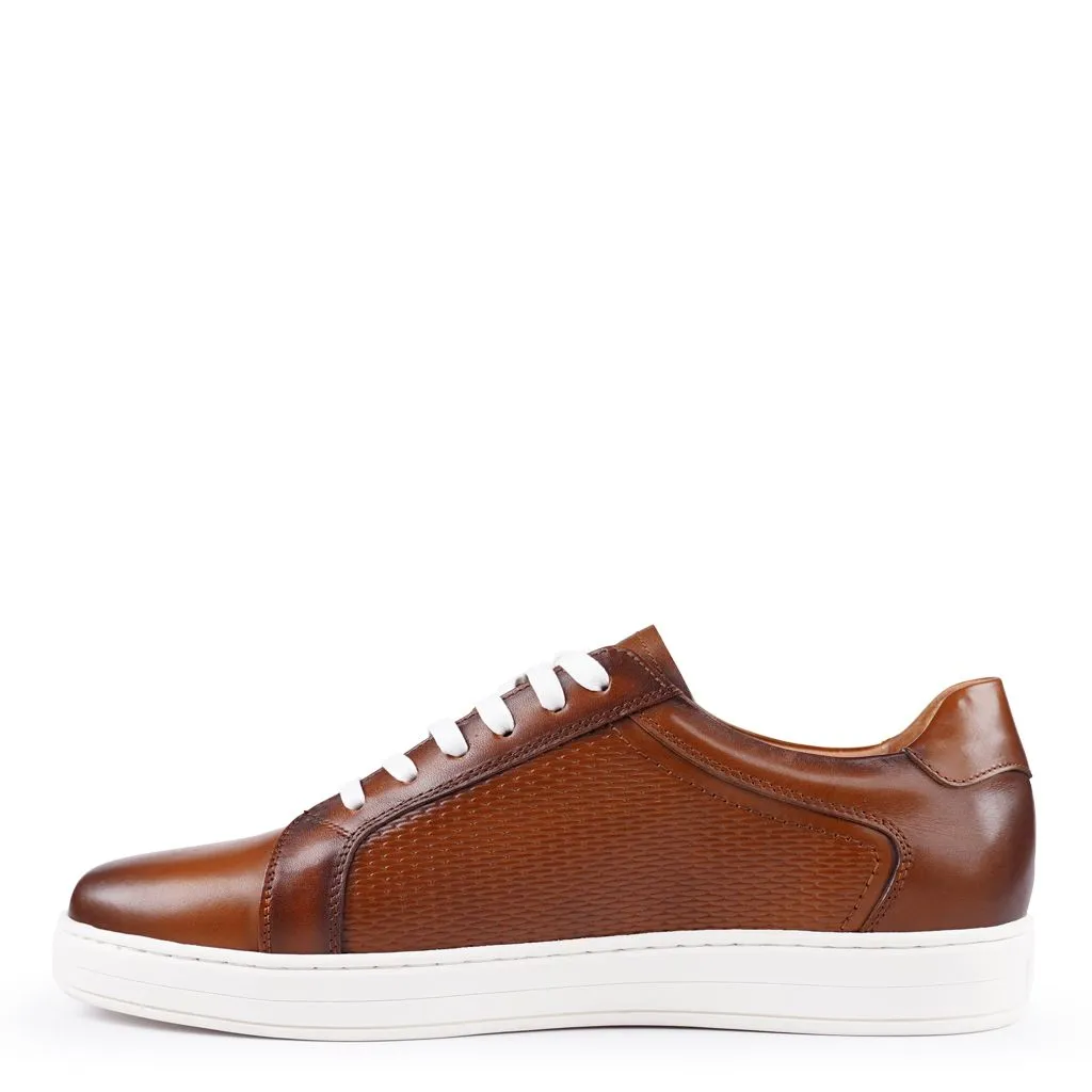 Lando Tan Sneakers