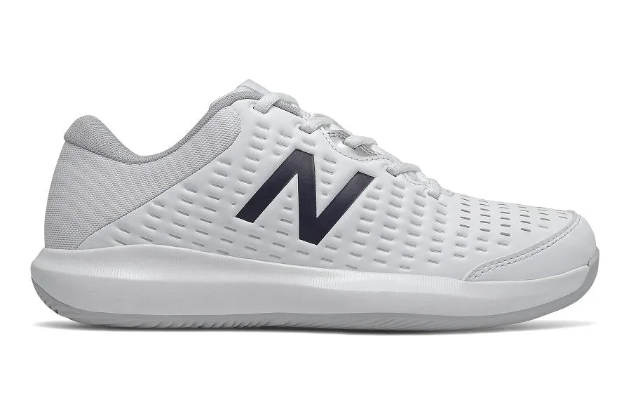 New Balance Women 696