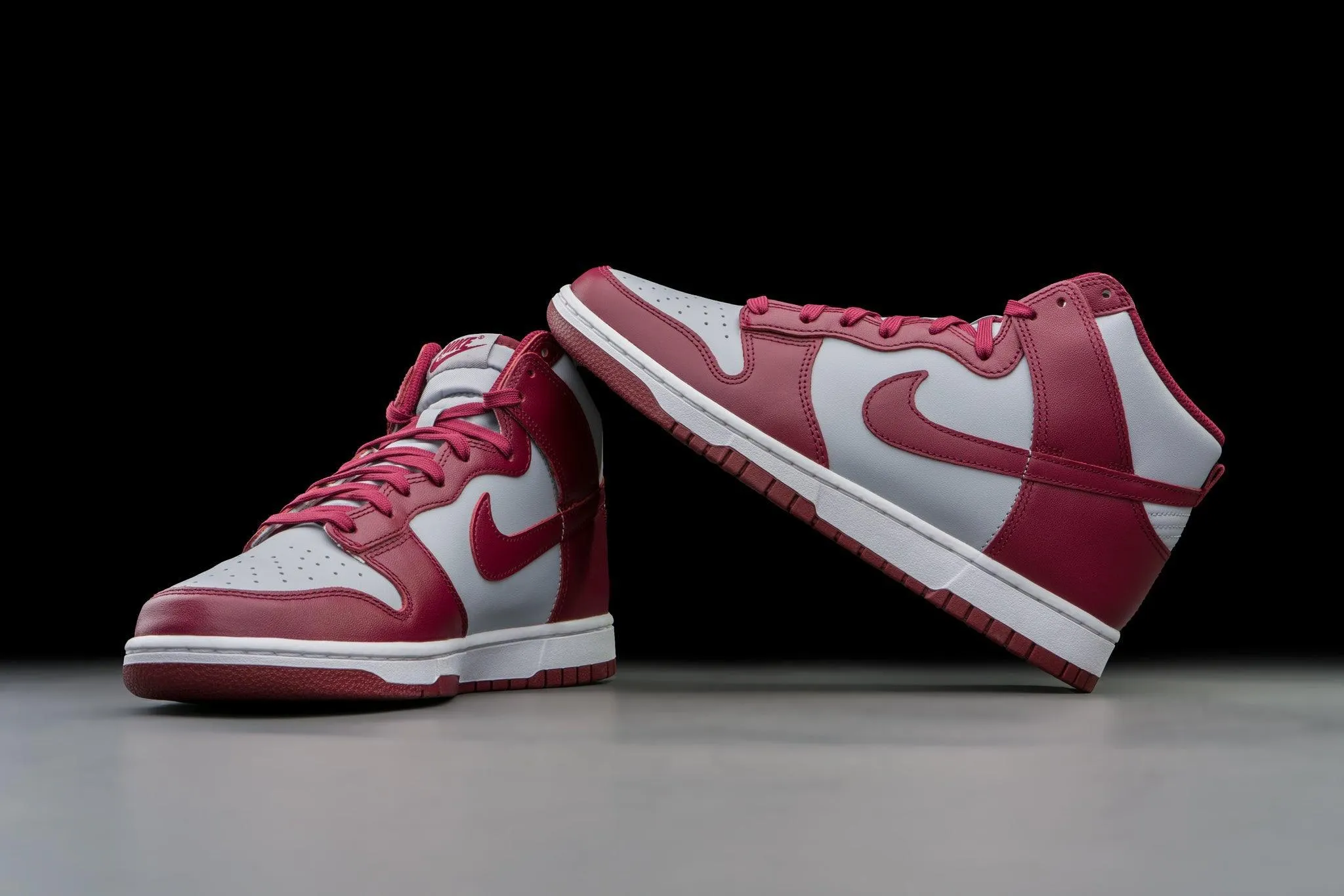 Nike Dunk High Dark Beetroot