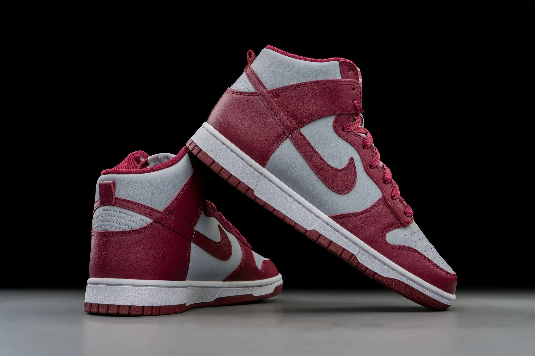 Nike Dunk High Dark Beetroot