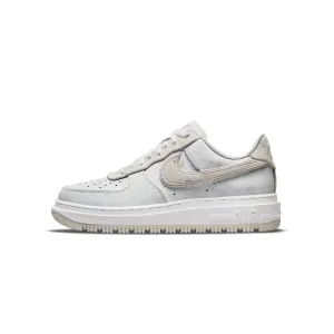 Nike Mens Air Force 1 Luxe Shoes