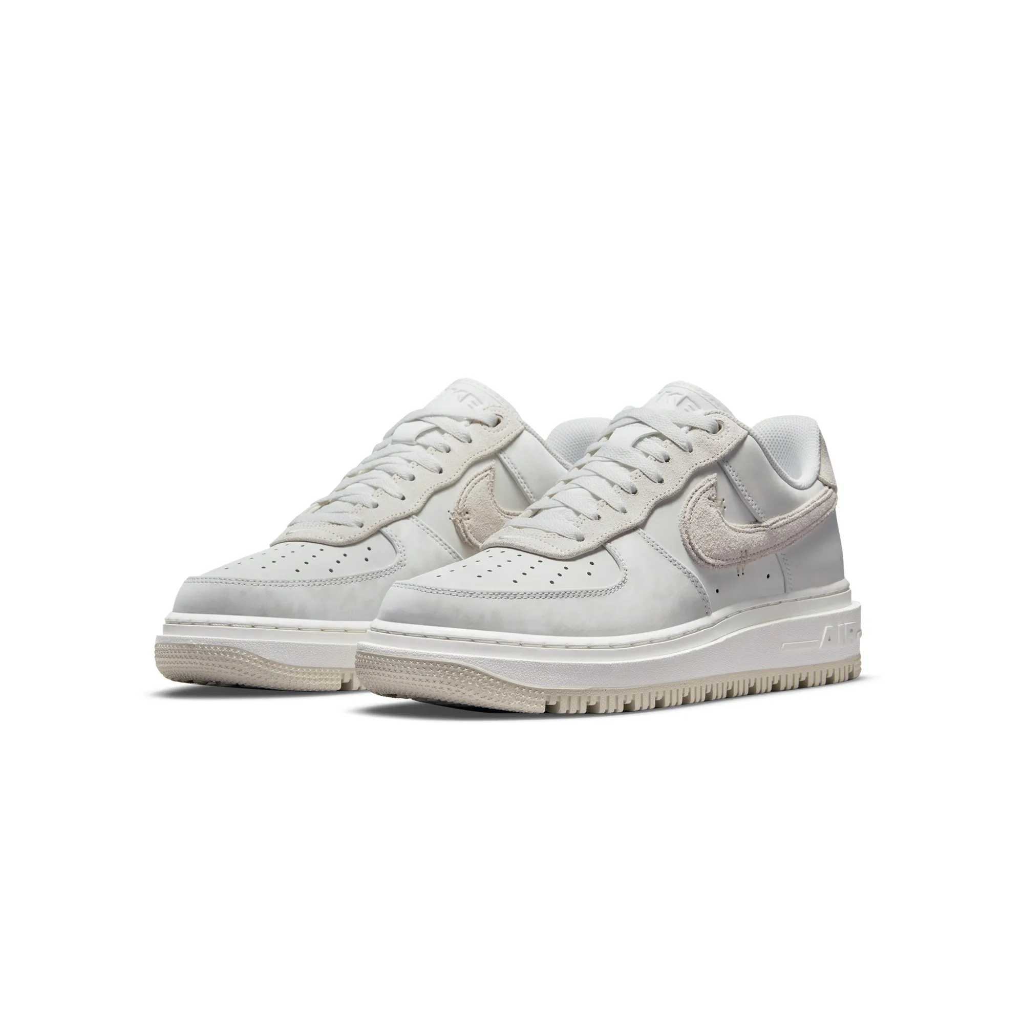 Nike Mens Air Force 1 Luxe Shoes